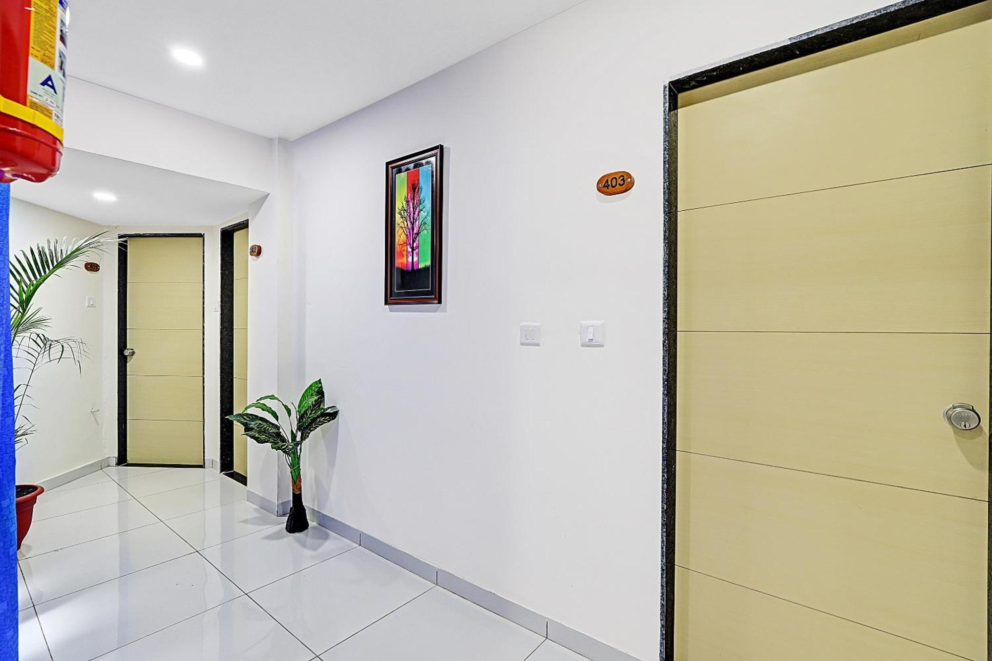 Hotel O La Veera Ahmadábád Kültér fotó