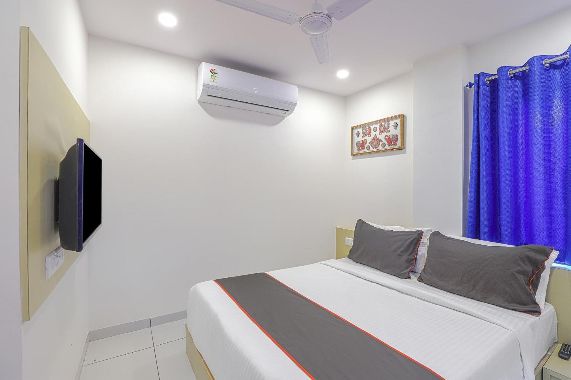 Hotel O La Veera Ahmadábád Kültér fotó