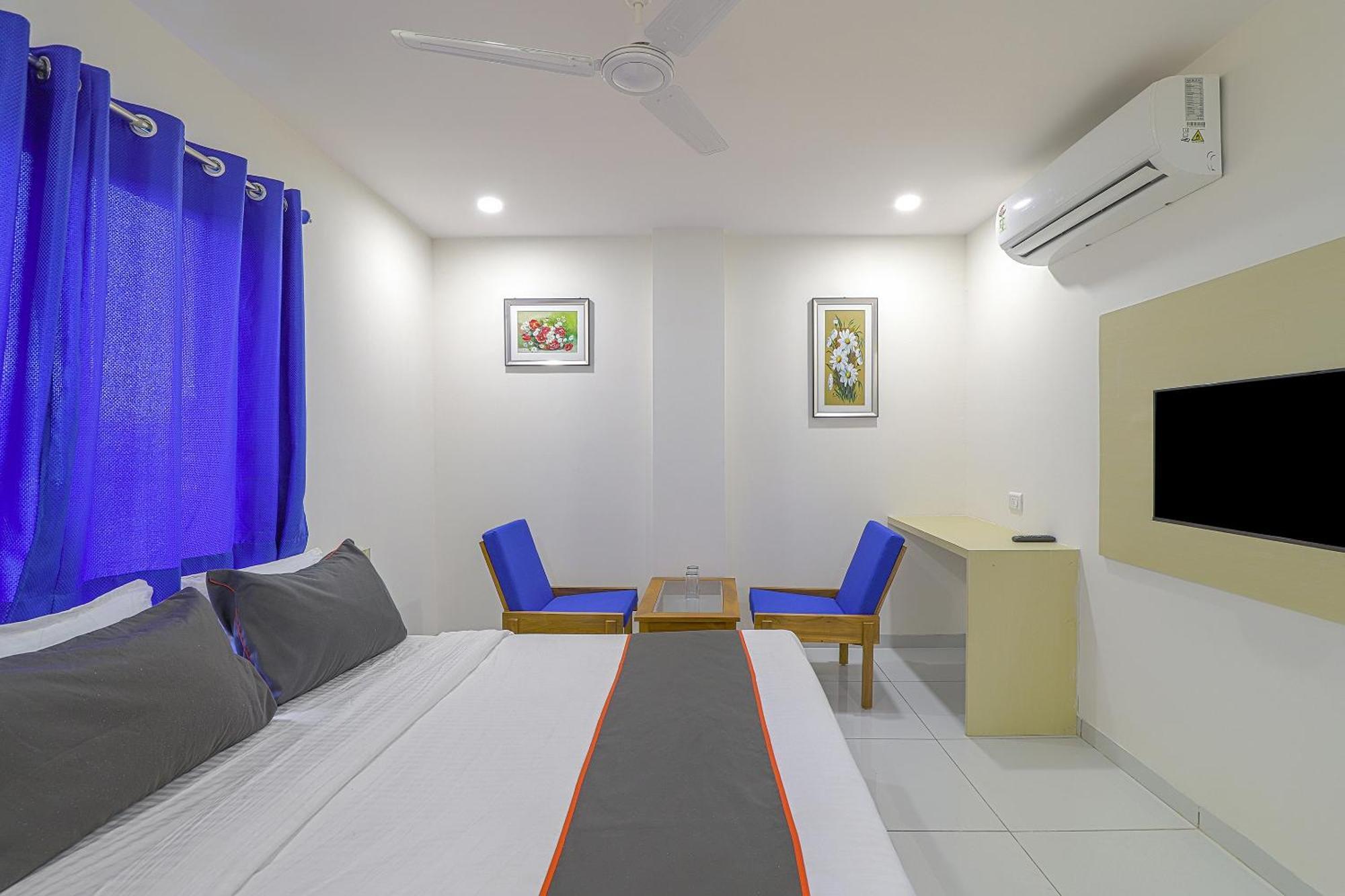 Hotel O La Veera Ahmadábád Kültér fotó